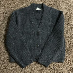 Universal thread cardigan